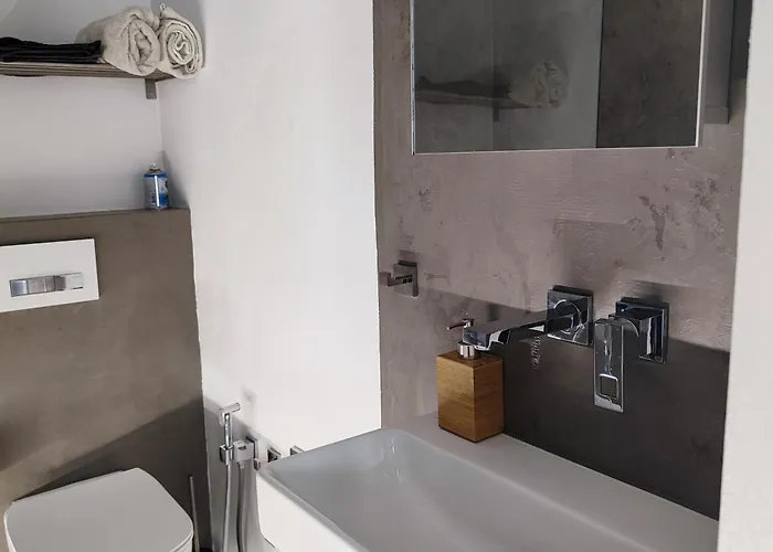 Big Windows Apartment Prag